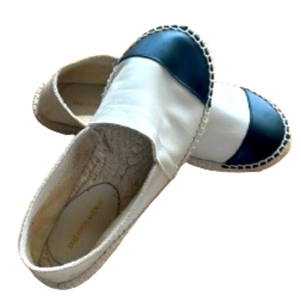 Saks Fifth Avenue size 6 espadrilles